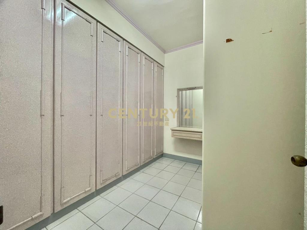 LB095國五交流道旁透天