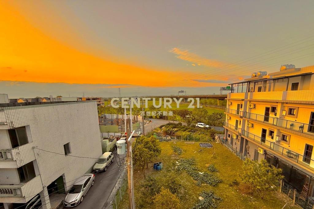 LB095國五交流道旁透天