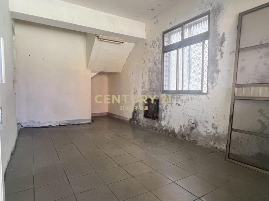 LB104宜市杜拜旁大面寬透天