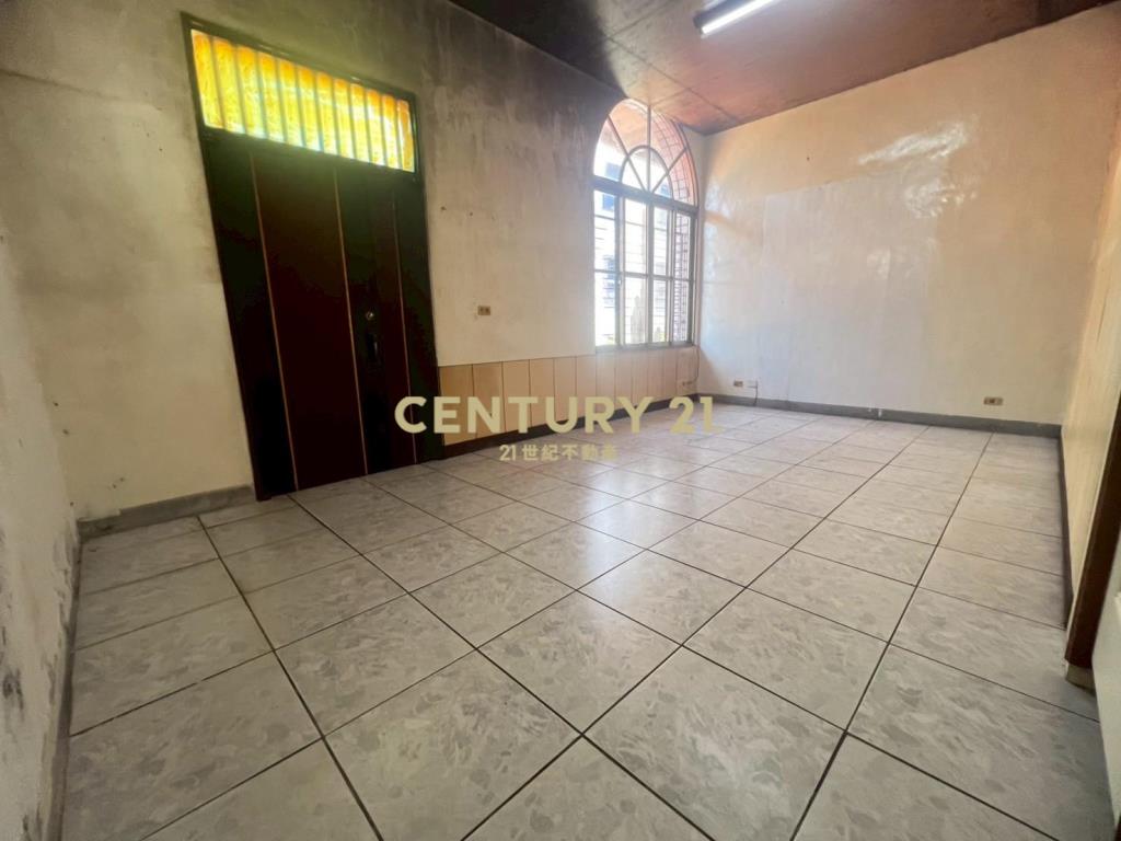 LB104宜市杜拜旁大面寬透天