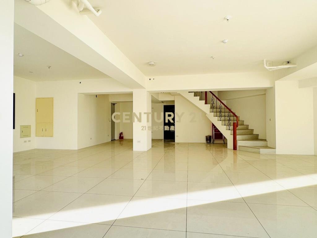 LH032壯圍國小面寬店面(租)