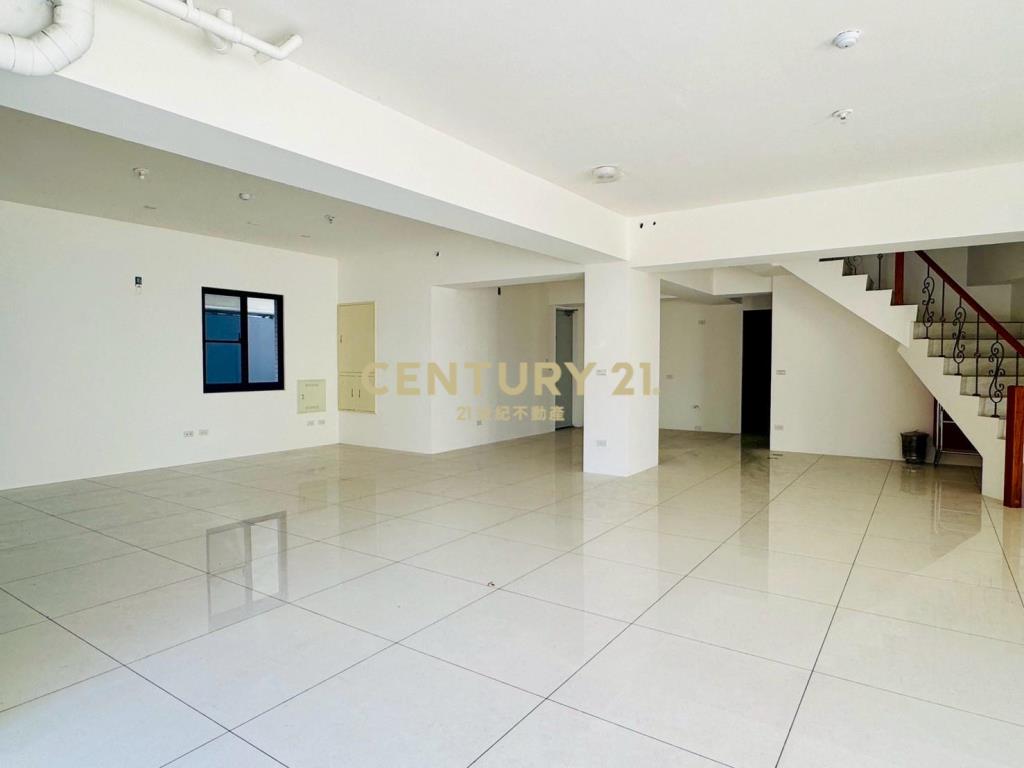 LH032壯圍國小面寬店面(租)