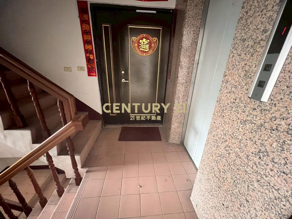 LG027宜市北門口黃金店住