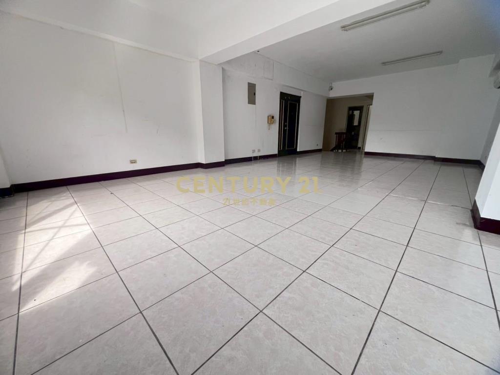 LG027宜市北門口黃金店住