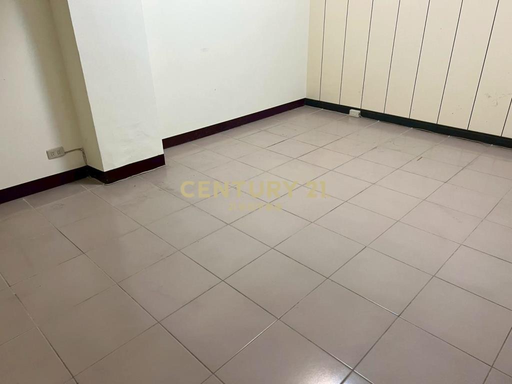 LG027宜市北門口黃金店住