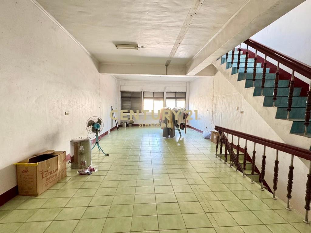 LG023金六結省道旁店住