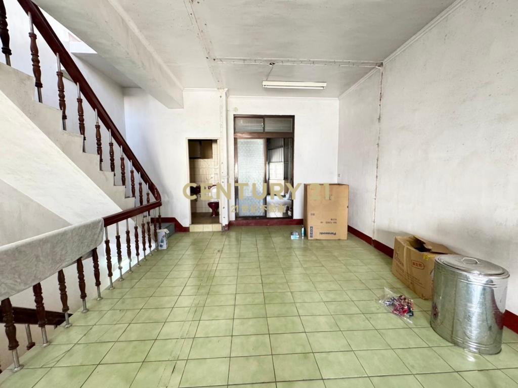 LG023金六結省道旁店住