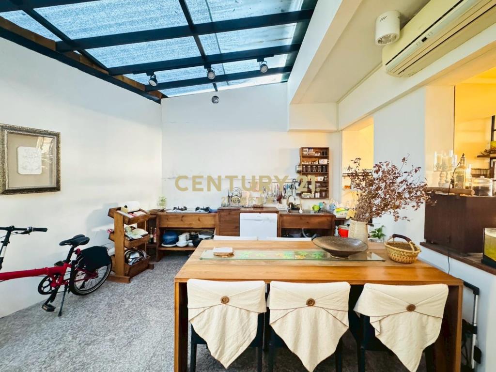 LB115神農商圈巷口日光小宅