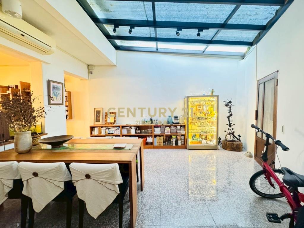 LB115神農商圈巷口日光小宅