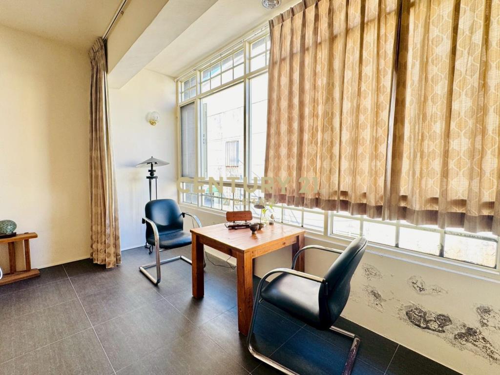 LB115神農商圈巷口日光小宅