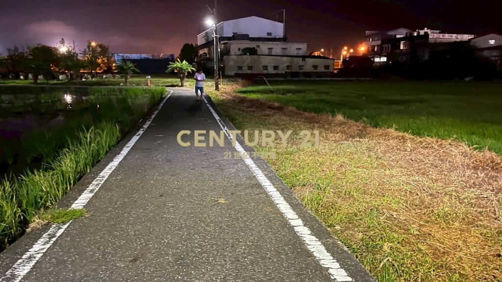 DD242近未來高鐵區賣建地加廠房