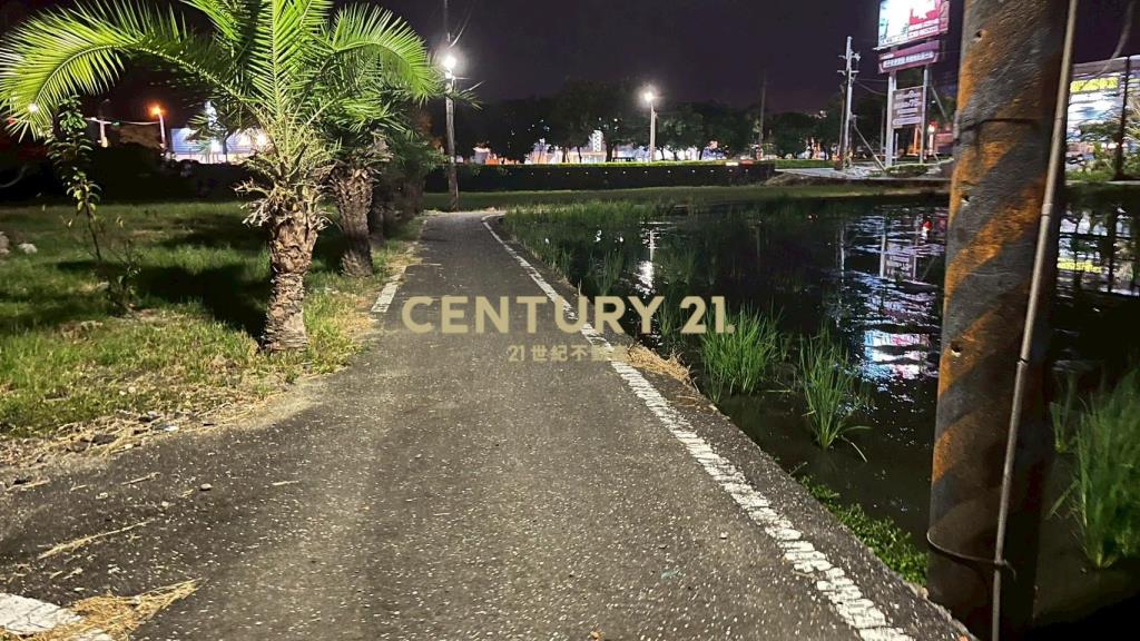 DD242近未來高鐵區賣建地加廠房