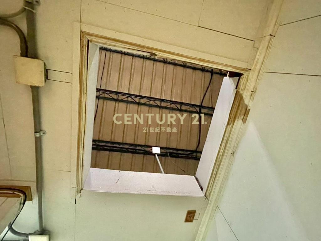 LC149南館市場黃金店面(買地送屋)