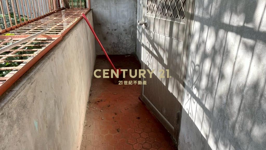 DB415礁溪龍潭湖旁悠靜透天