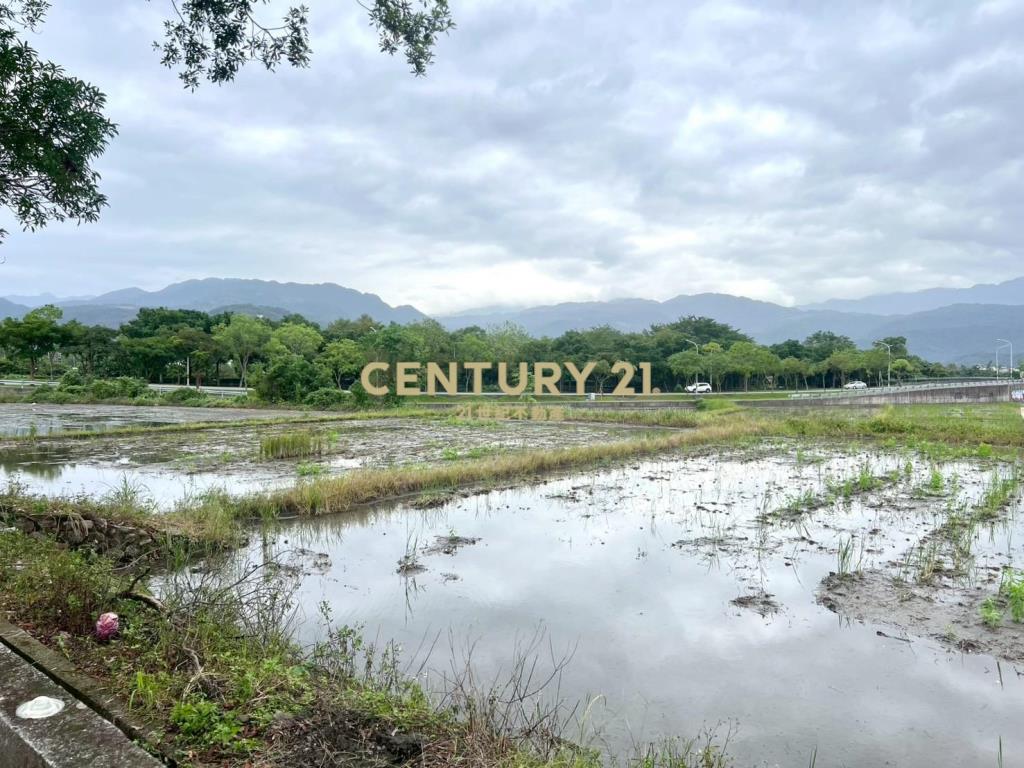 LC153員山持分雙面路八甲區農地