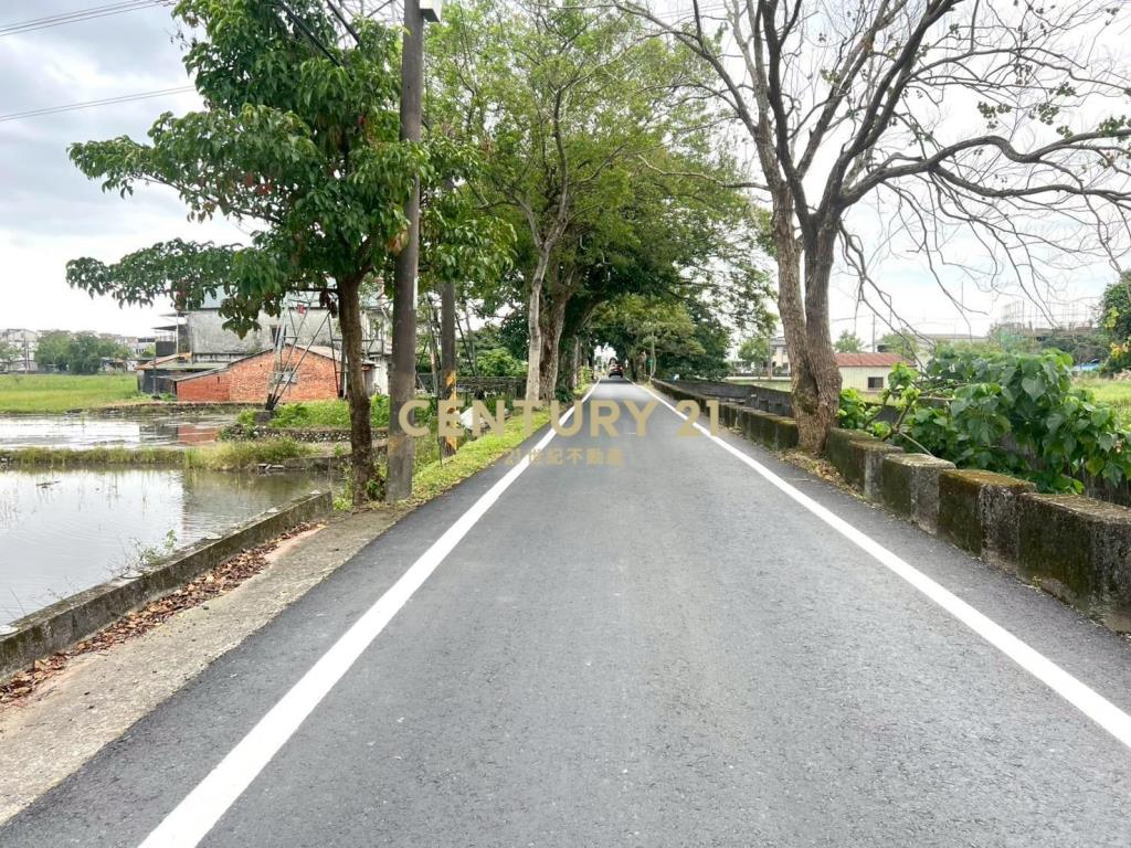 LC153員山持分雙面路八甲區農地