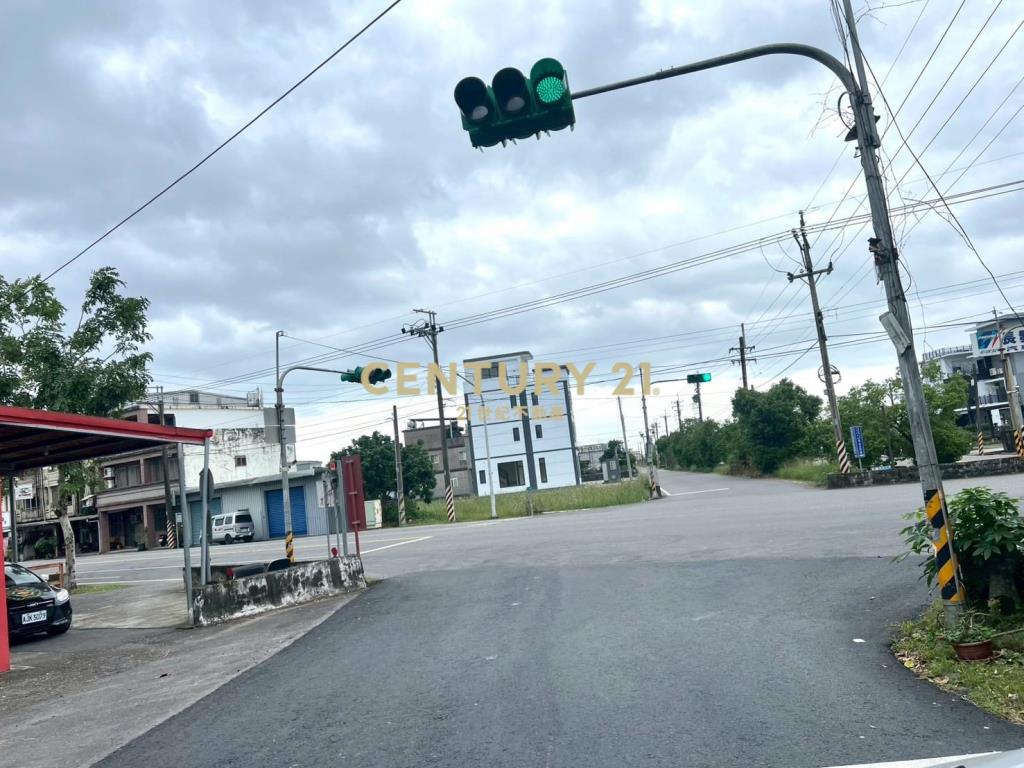 LC153員山持分雙面路八甲區農地