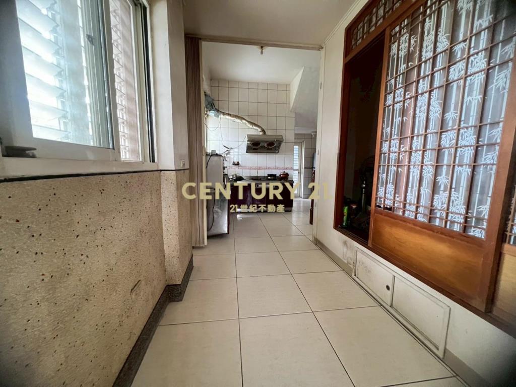 LB122員山雙併大地坪透天