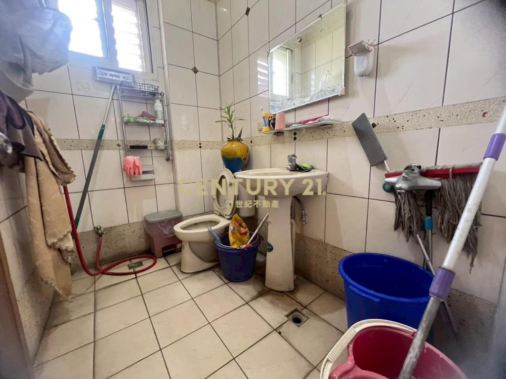 LB122員山雙併大地坪透天