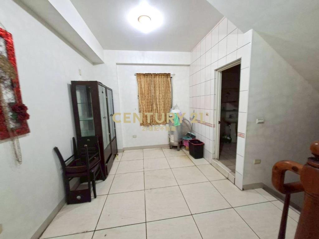 LB122員山雙併大地坪透天