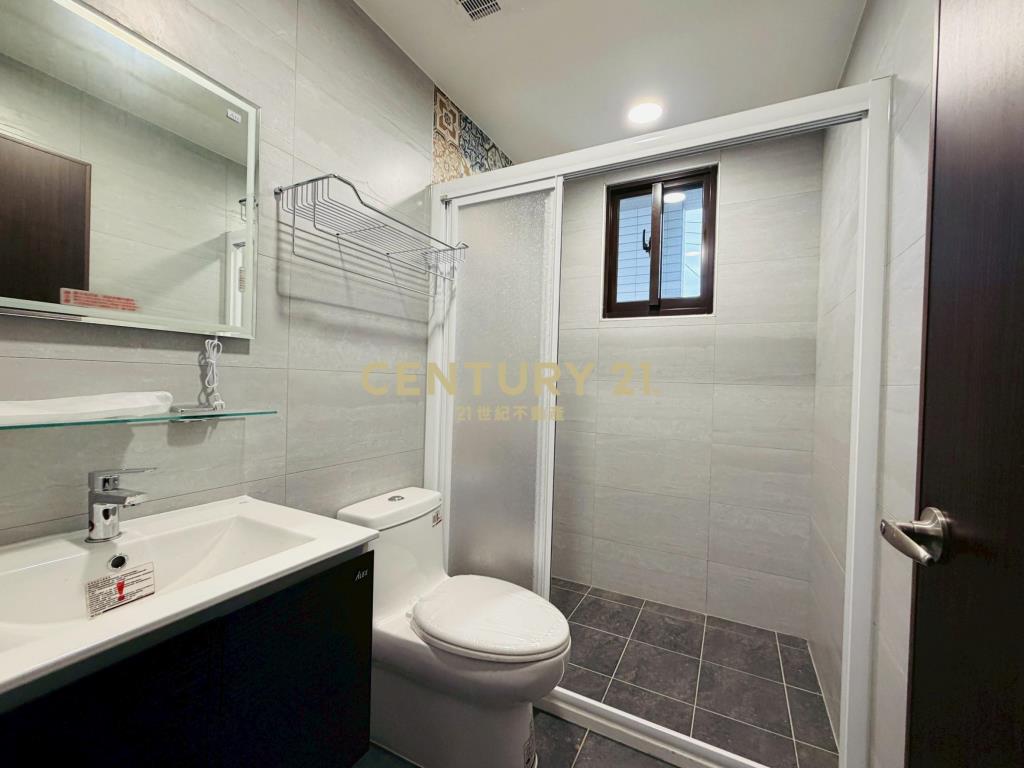 LB126員山深洲大道全新4套房透天