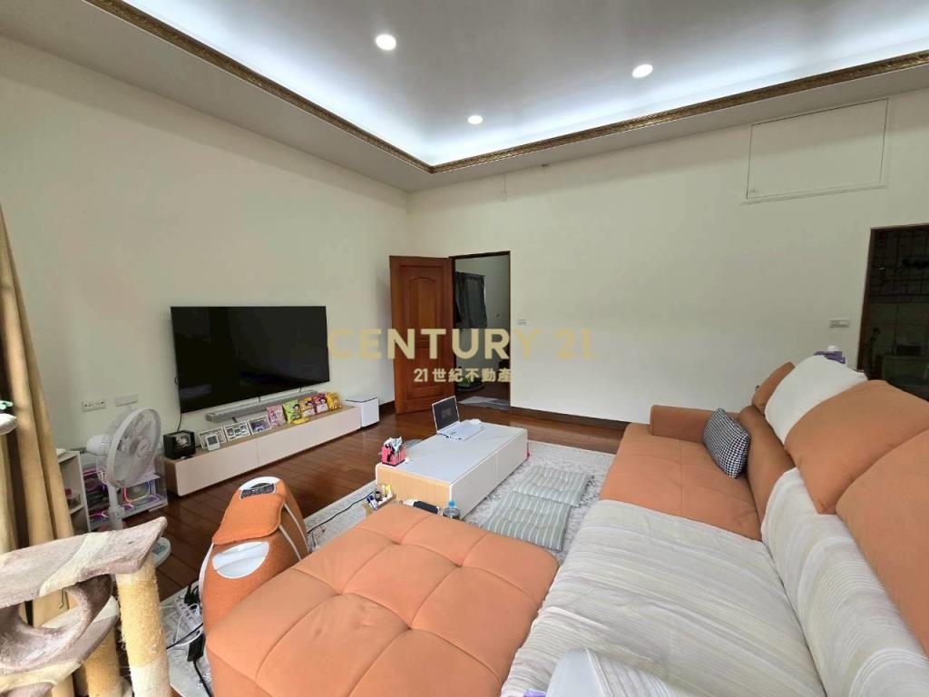 LG030宜商旁雙車位店住