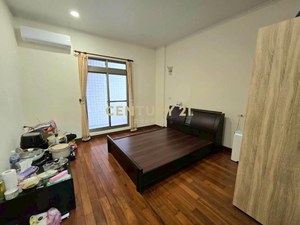 LG030宜商旁雙車位店住