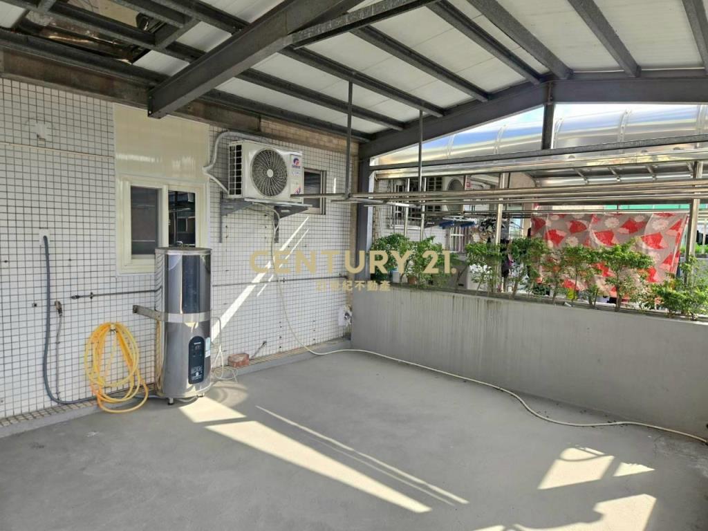 LG030宜商旁雙車位店住