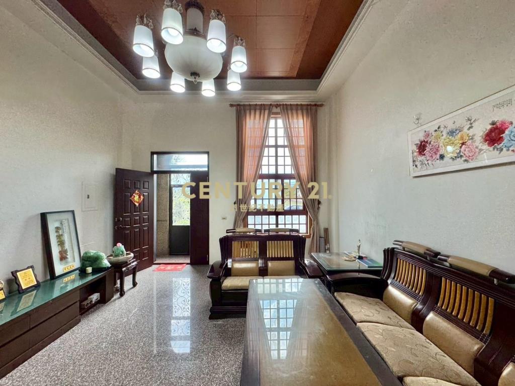 LB128宜蘭縣政花園車庫美墅