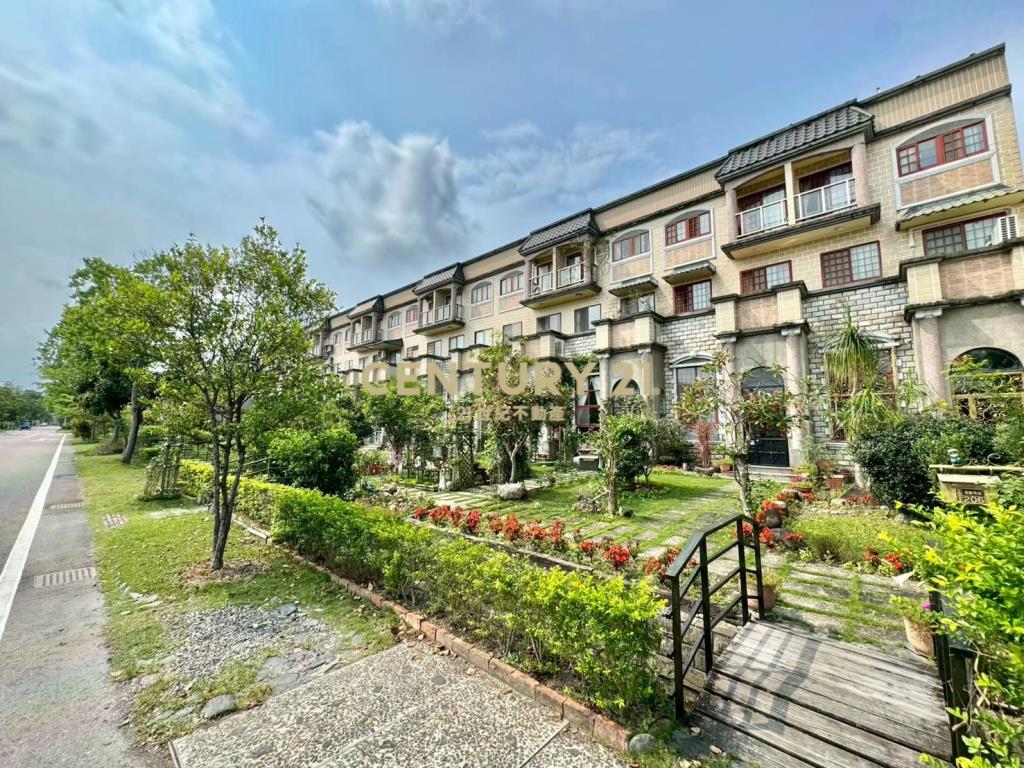 LB128宜蘭縣政花園車庫美墅