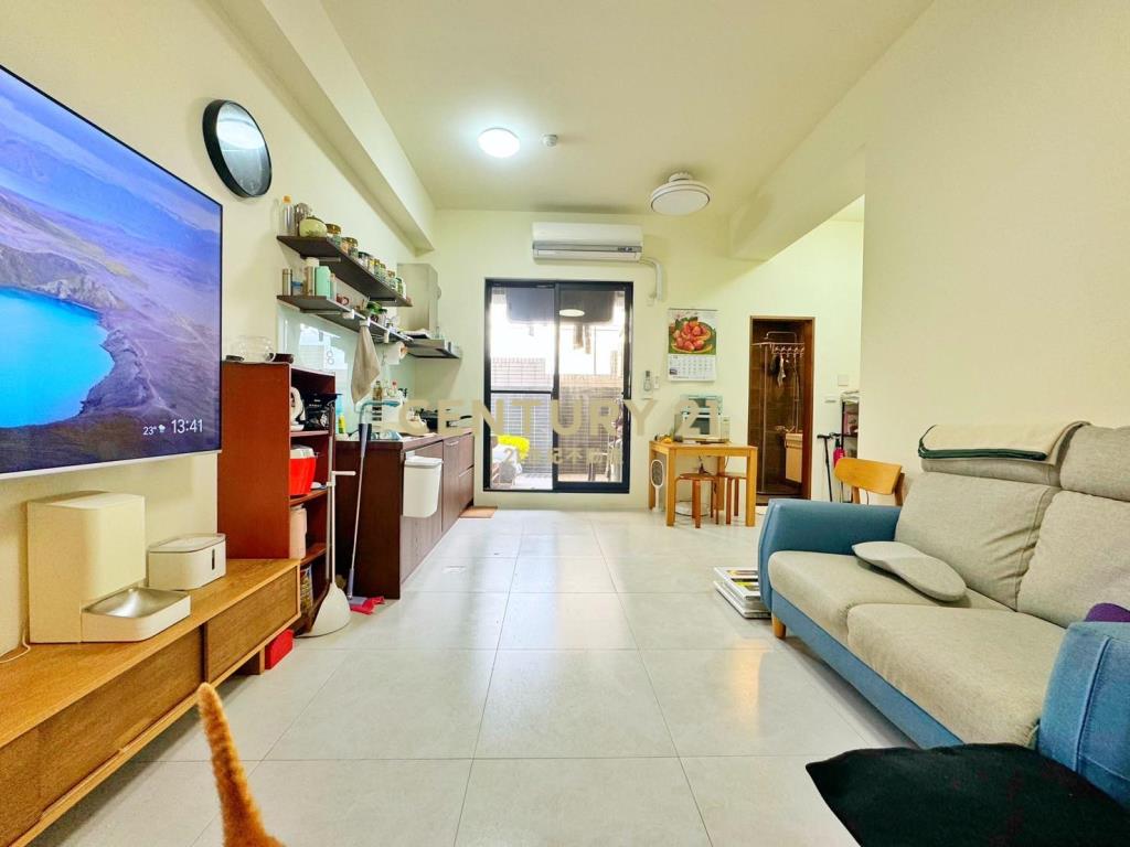 LA140綠堤見晴星光兩房車