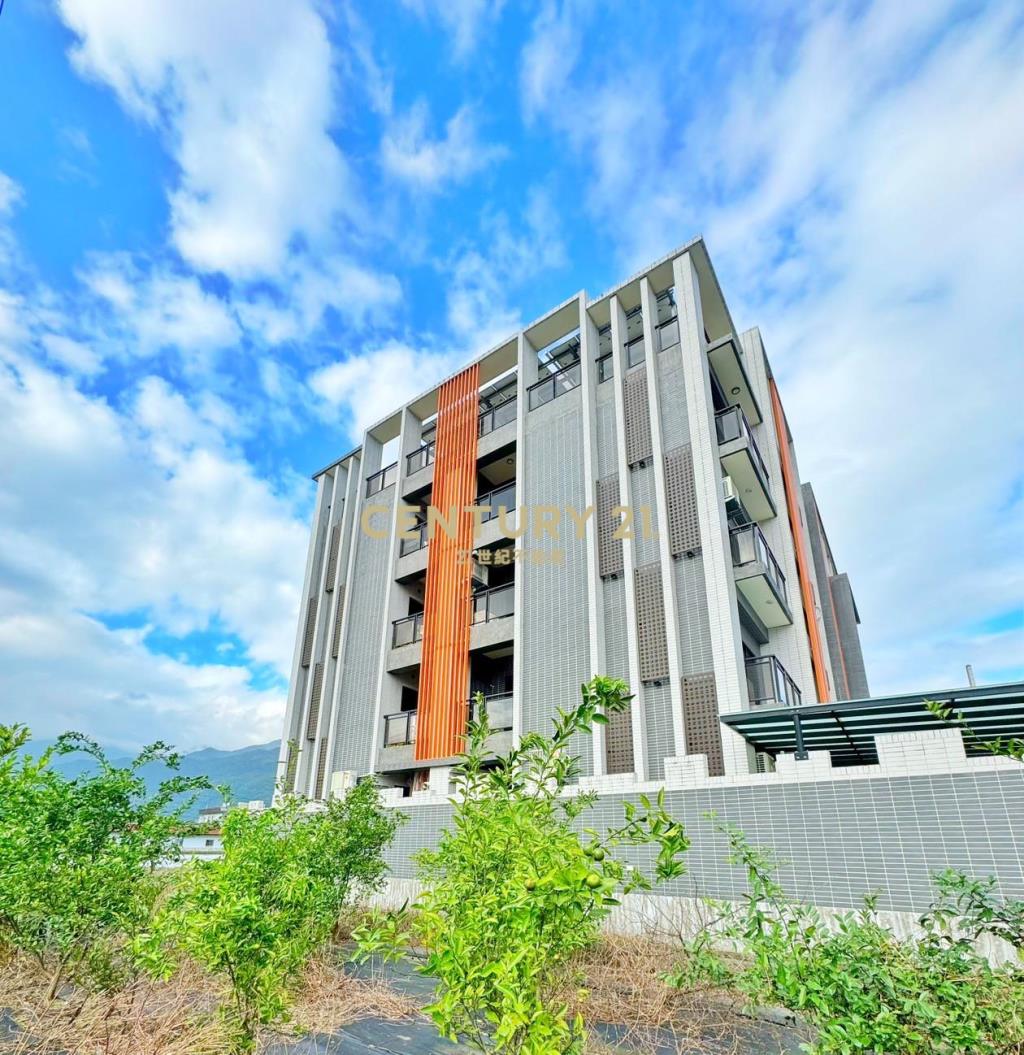 LA140綠堤見晴星光兩房車