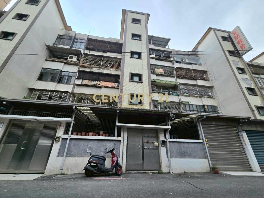 LA141超低總價市區三房