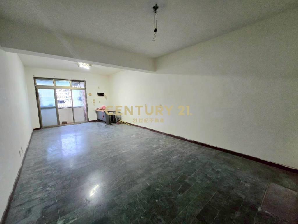 LA141超低總價市區三房