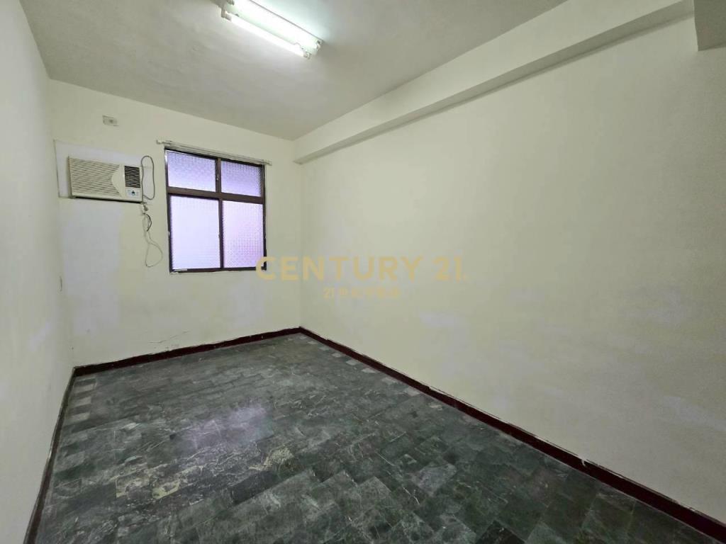 LA141超低總價市區三房