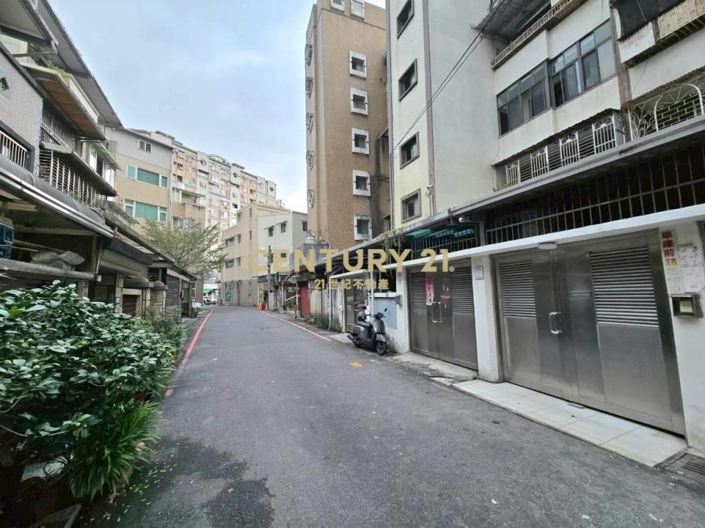 LA141超低總價市區三房