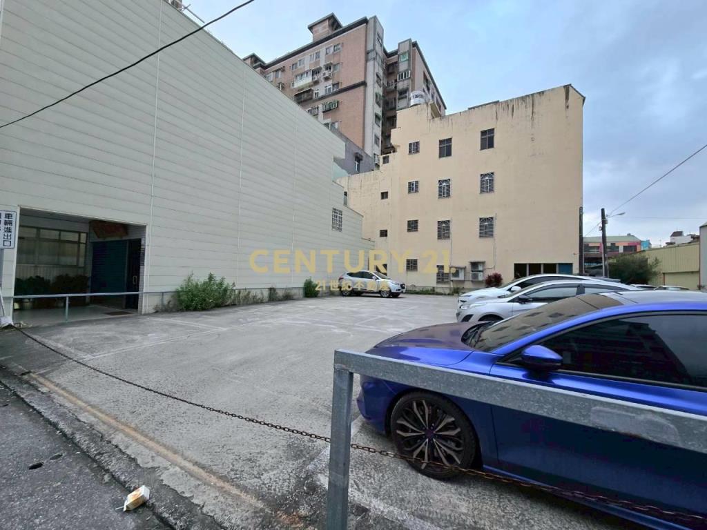 LA141超低總價市區三房