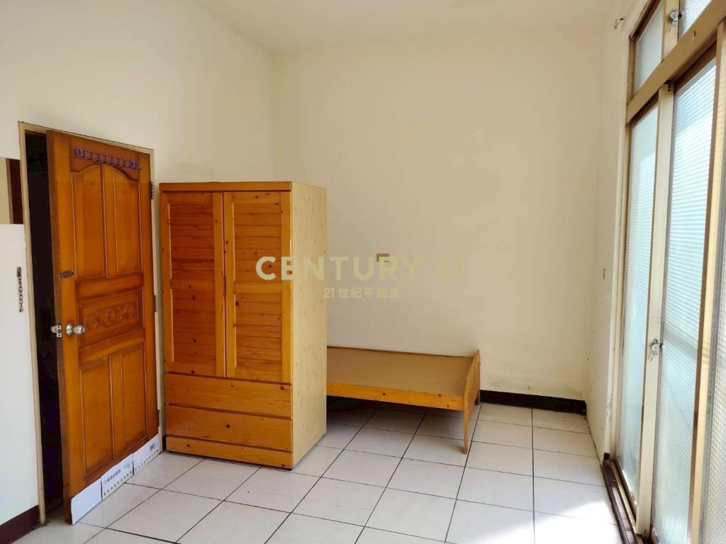 LB130宜大旁收租透天