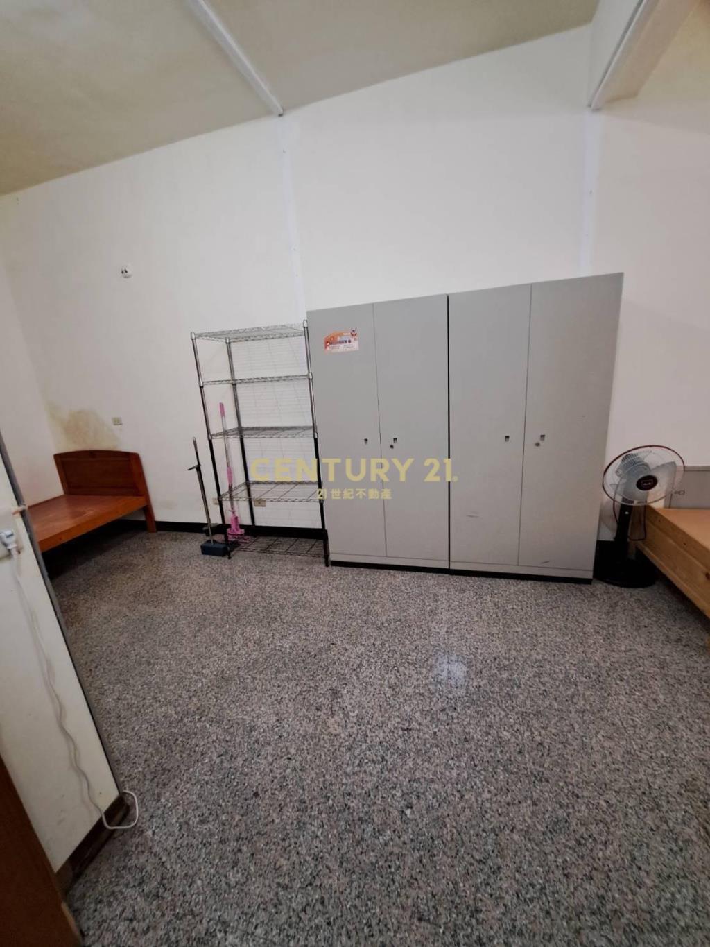 LB130宜大旁收租透天