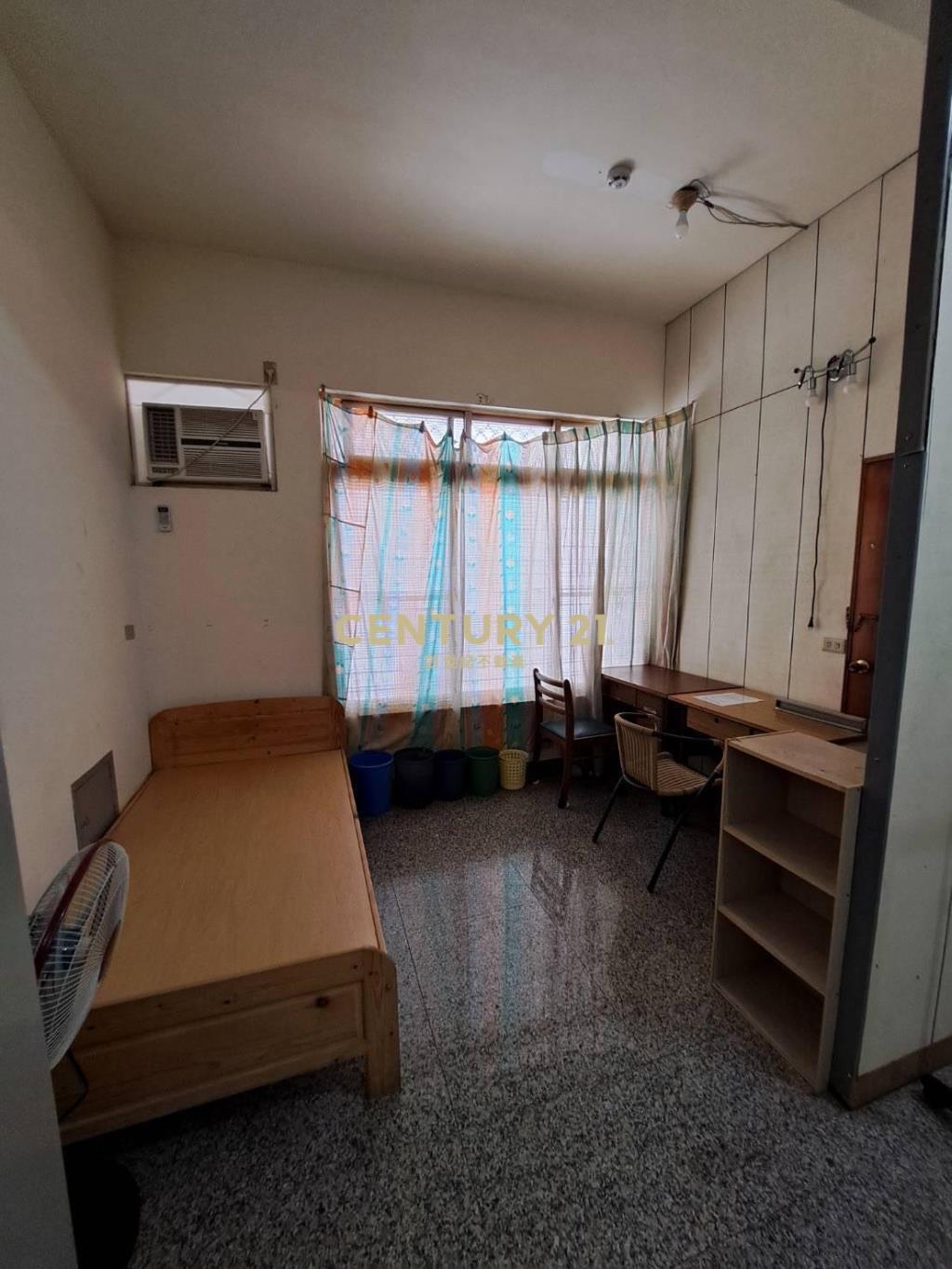 LB130宜大旁收租透天