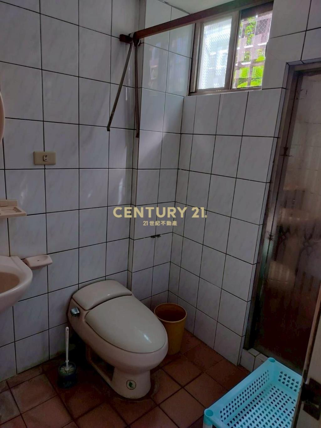 LB130宜大旁收租透天