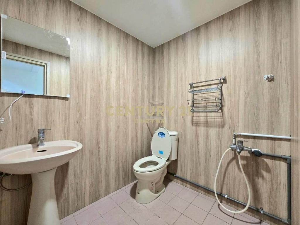 LH034南港三鐵旁大空間美三房(租)