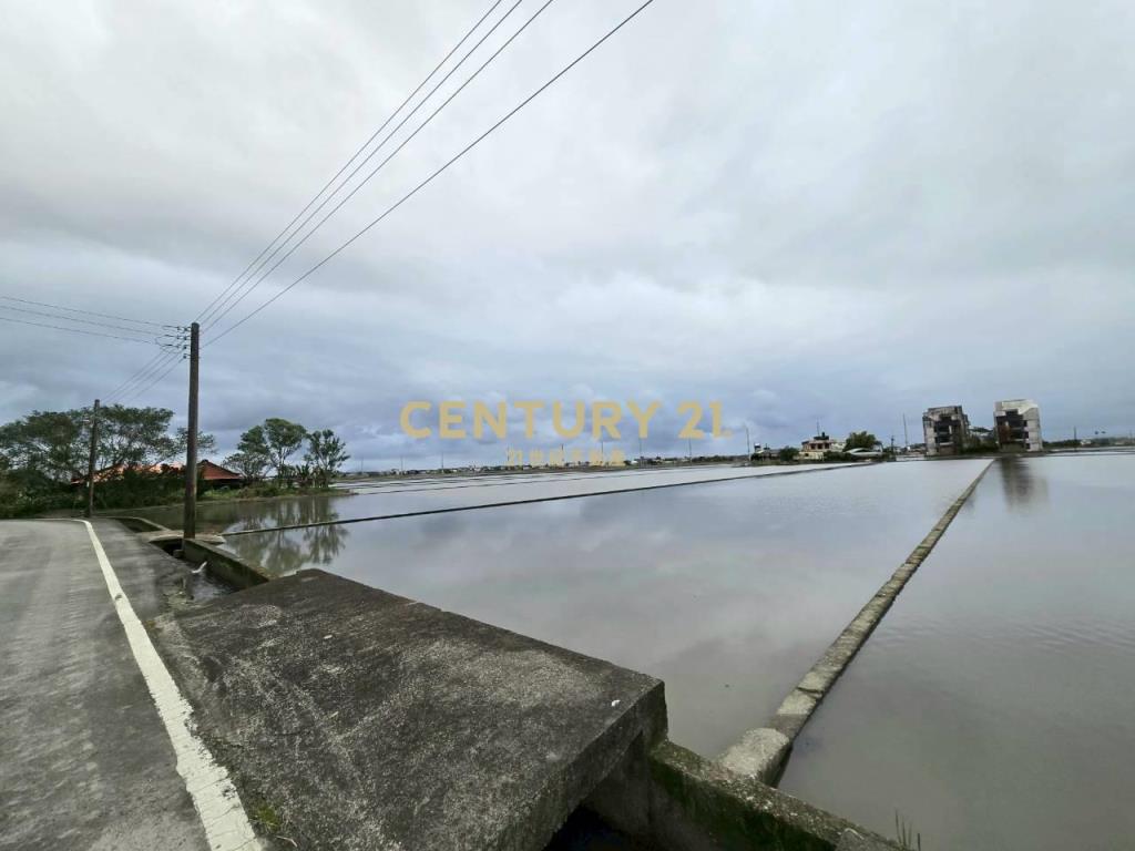 LC163近國五交流道足坪美農地