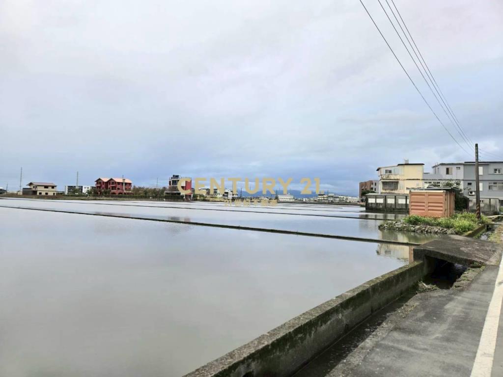 LC163近國五交流道足坪美農地