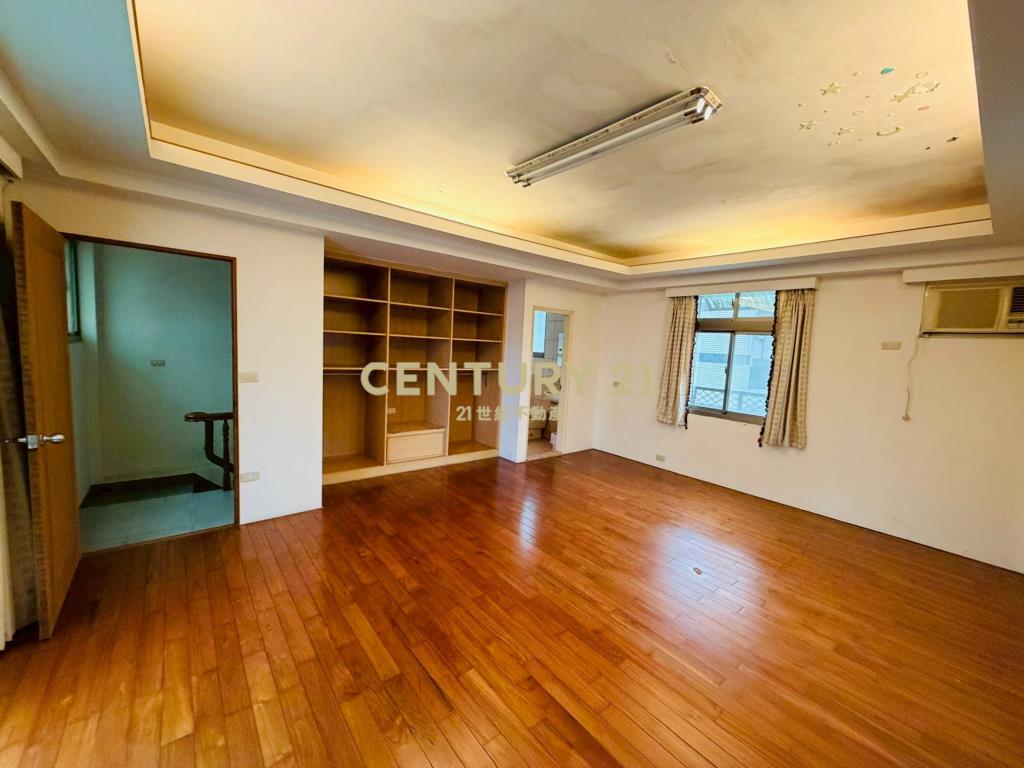 LB135宜市文教區透天