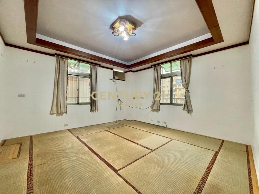 LB135宜市文教區透天