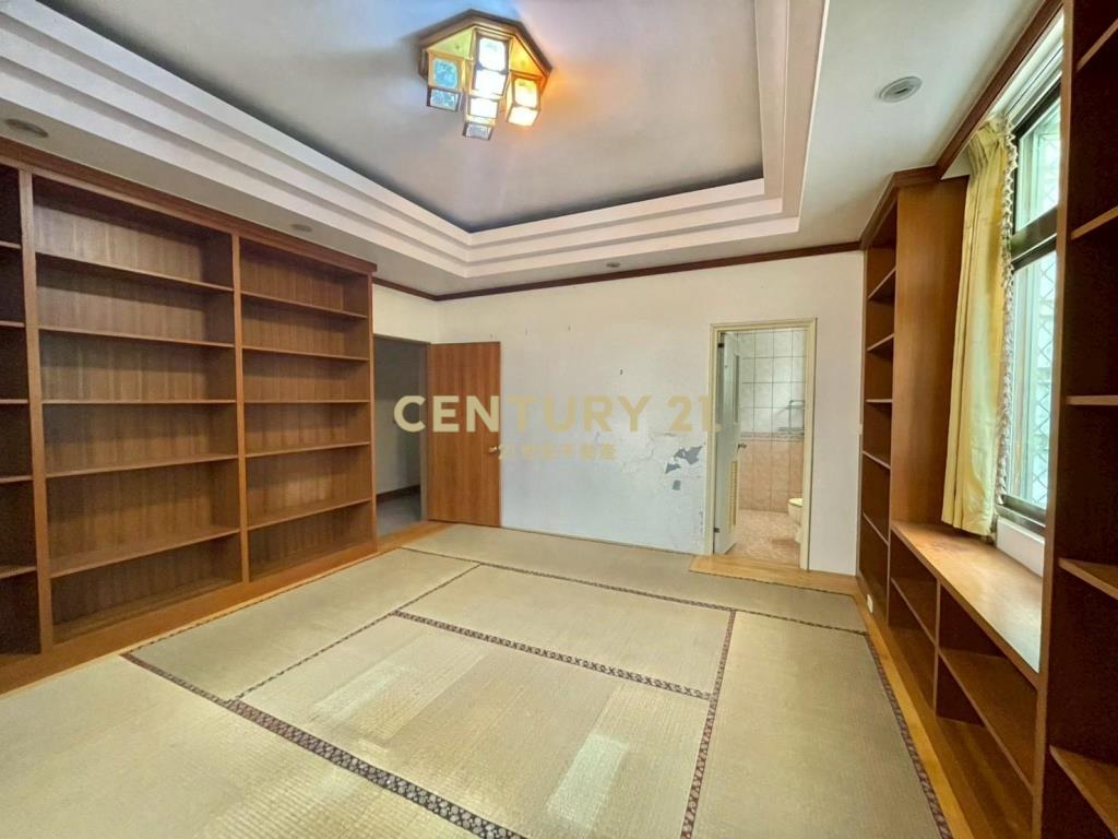 LB135宜市文教區透天