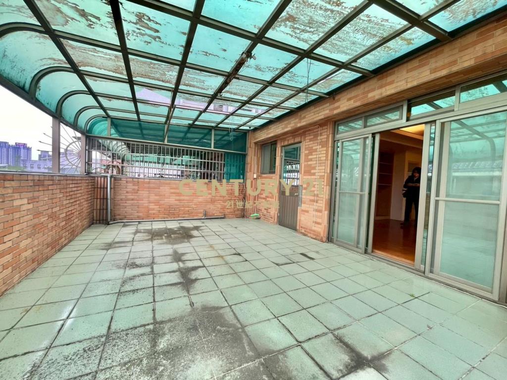 LB135宜市文教區透天