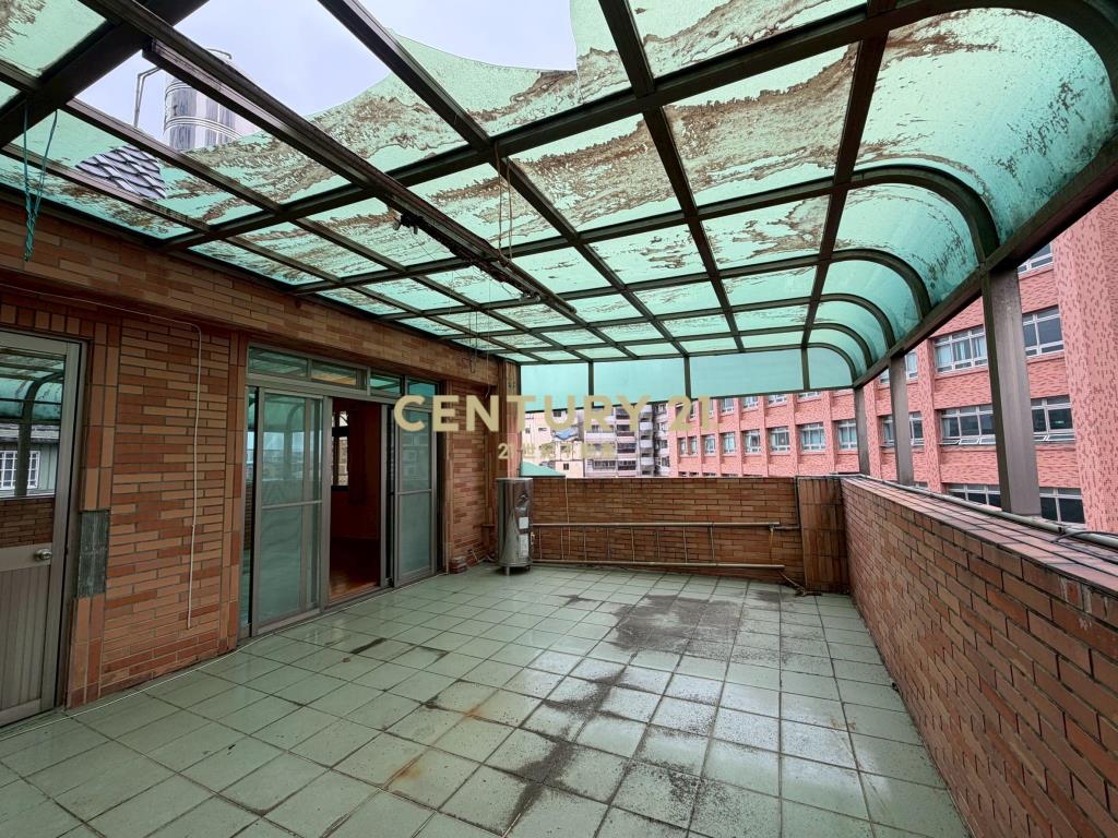 LB135宜市文教區透天