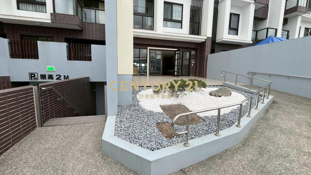 DA958礁溪玉稻愛一樓有空地3房車位華